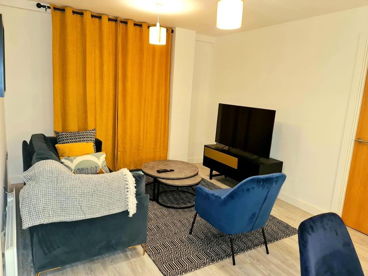 Exquisite Cosy 2-Bed Apartment In Salford Manchester Eksteriør billede